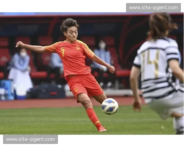 王霜世界波难掩整体进攻低效，24次射门仅2次转化为进球